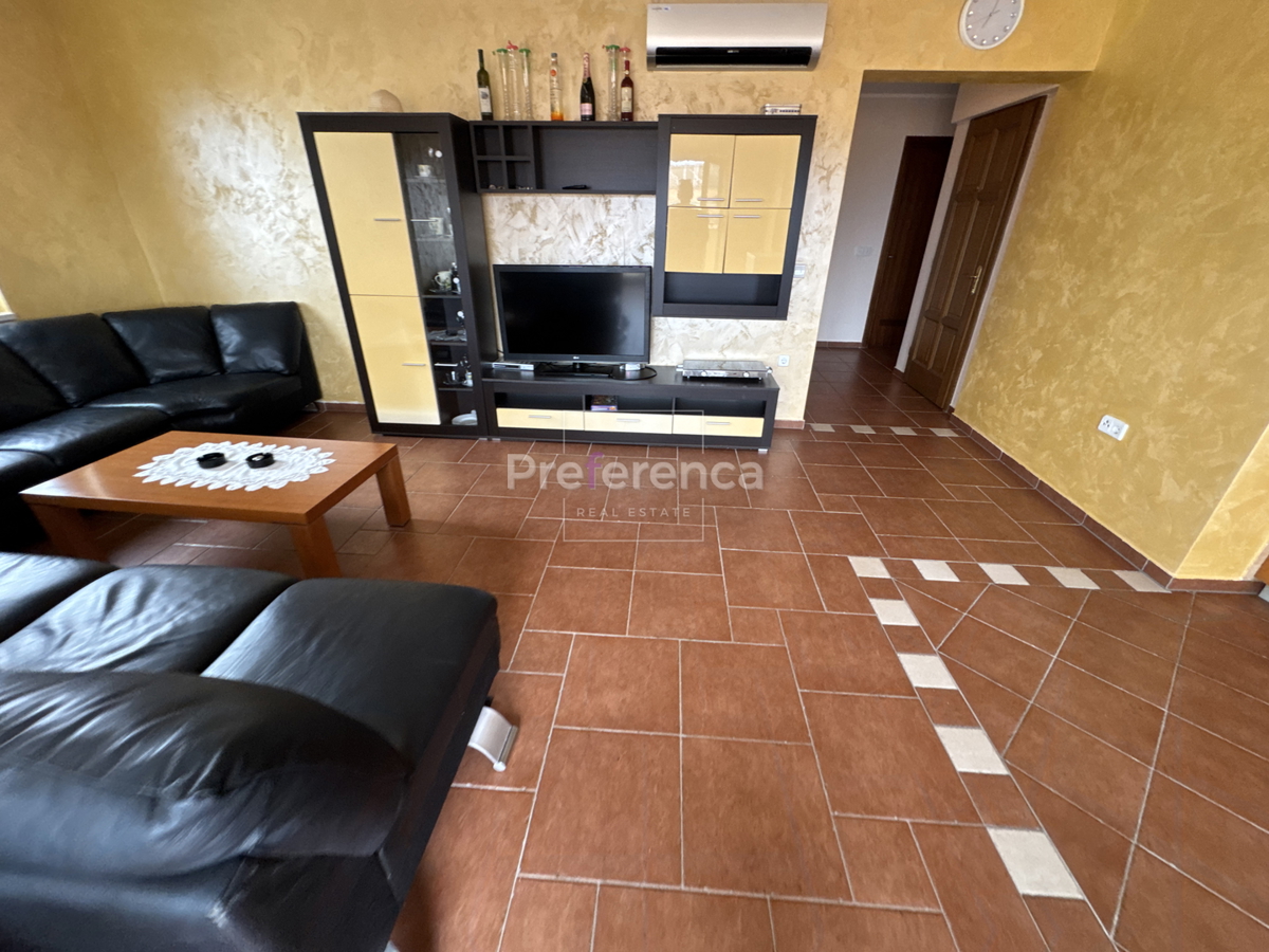 Novalja - appartamento trilocale con vista mare