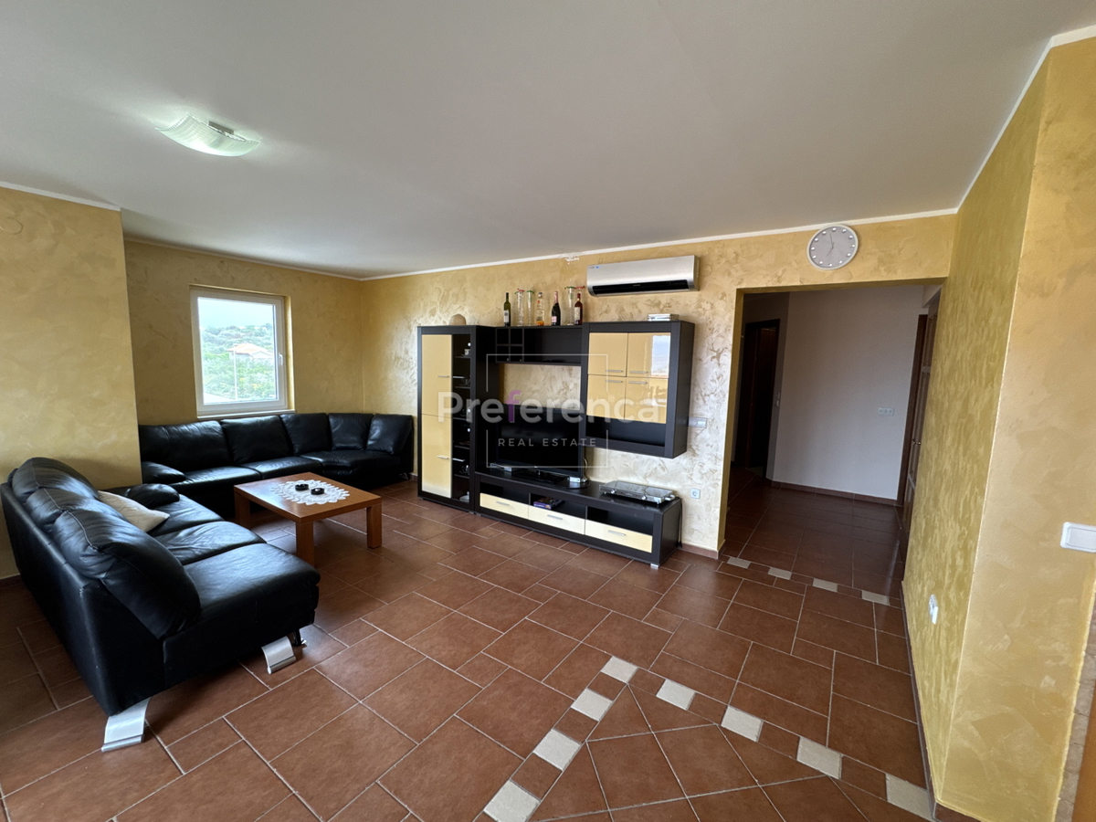 Novalja - appartamento trilocale con vista mare