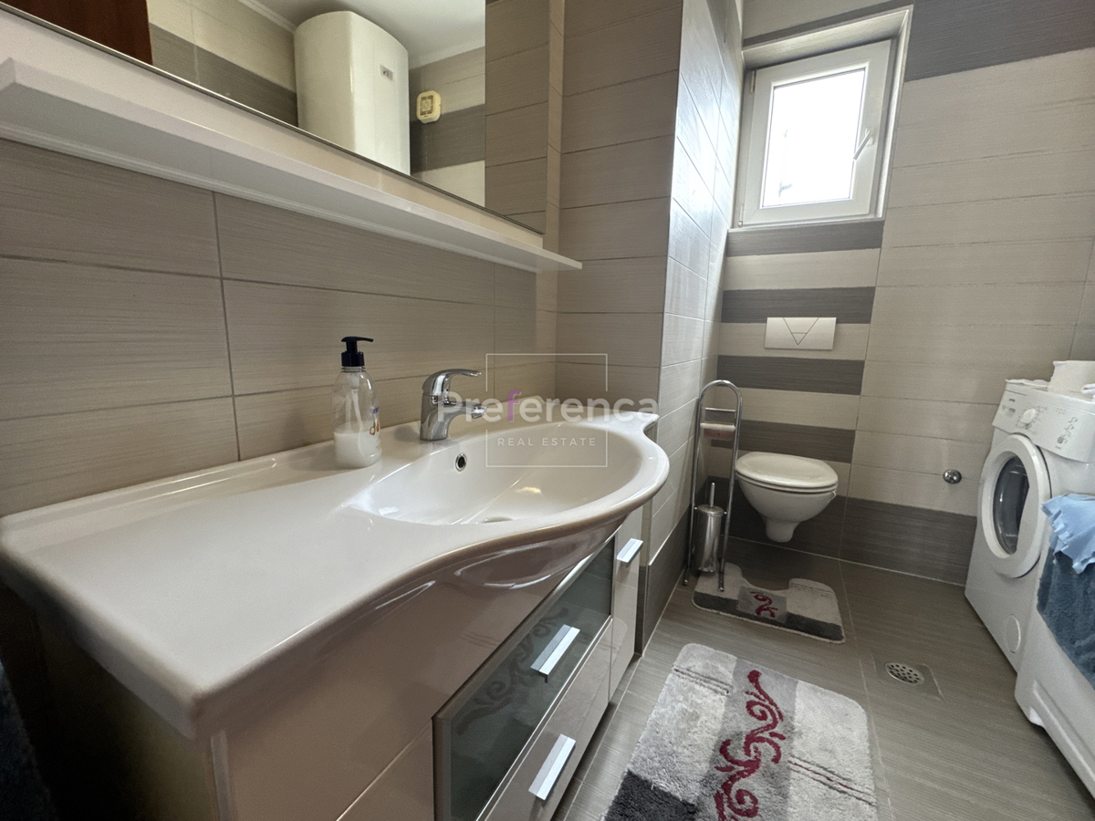 Novalja - appartamento trilocale con vista mare