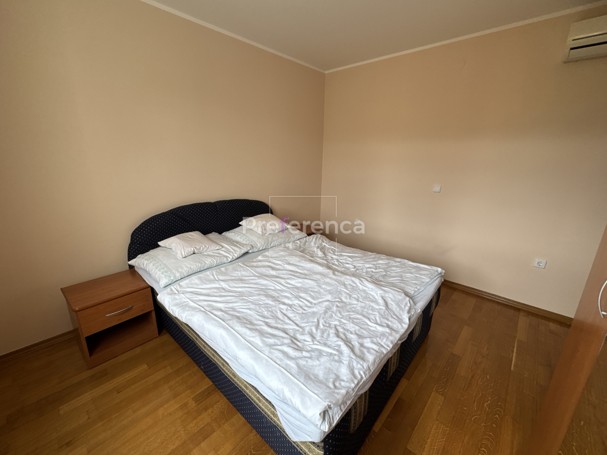 Novalja - appartamento trilocale con vista mare