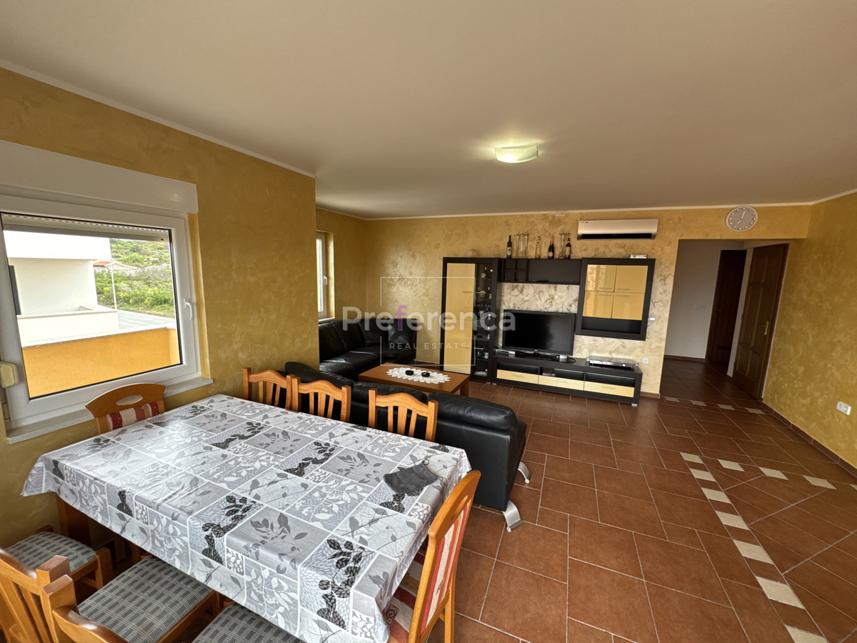 Novalja - appartamento trilocale con vista mare