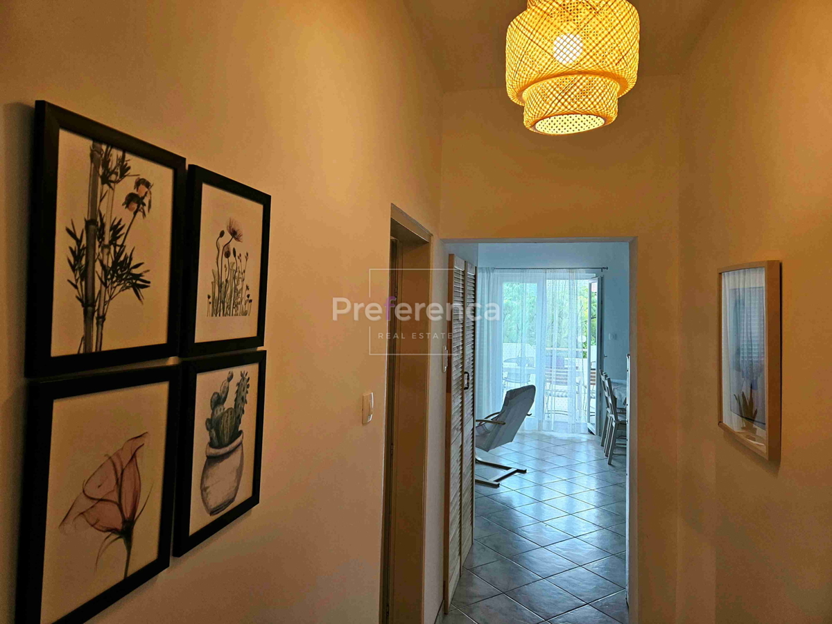 Stara Novalja - appartamento con due camere al piano terra