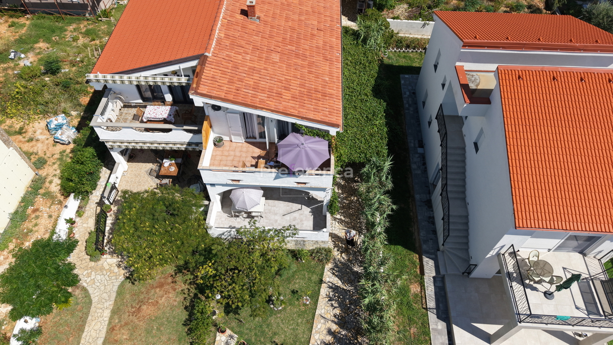 Stara Novalja - appartamento con due camere al piano terra