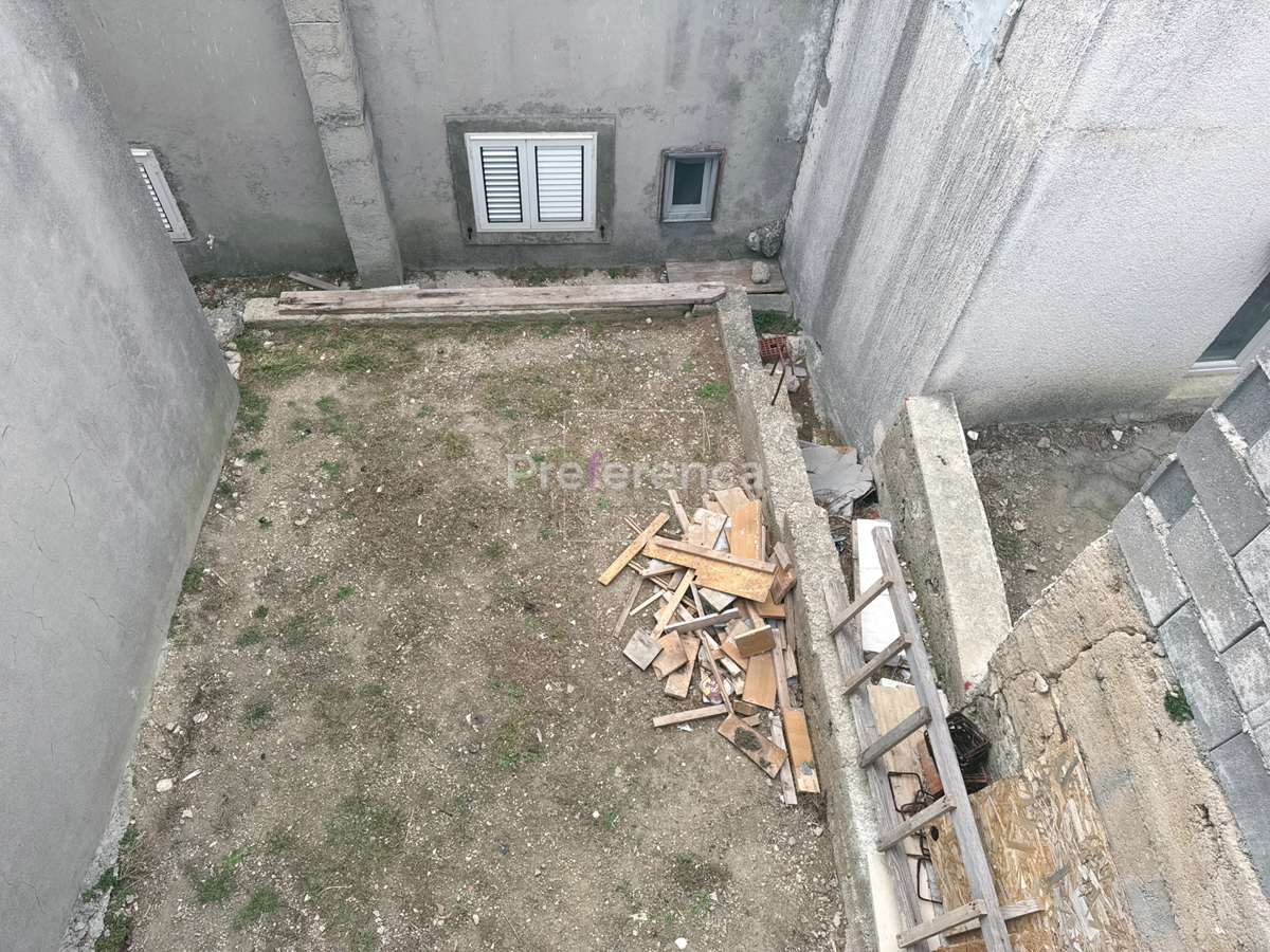 Metajna - casa al piano terra nel centro storico