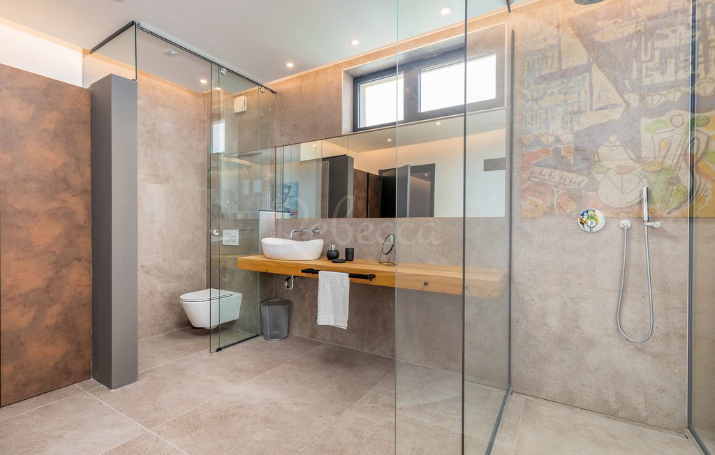 Villa di lusso con piscina a Liznjan