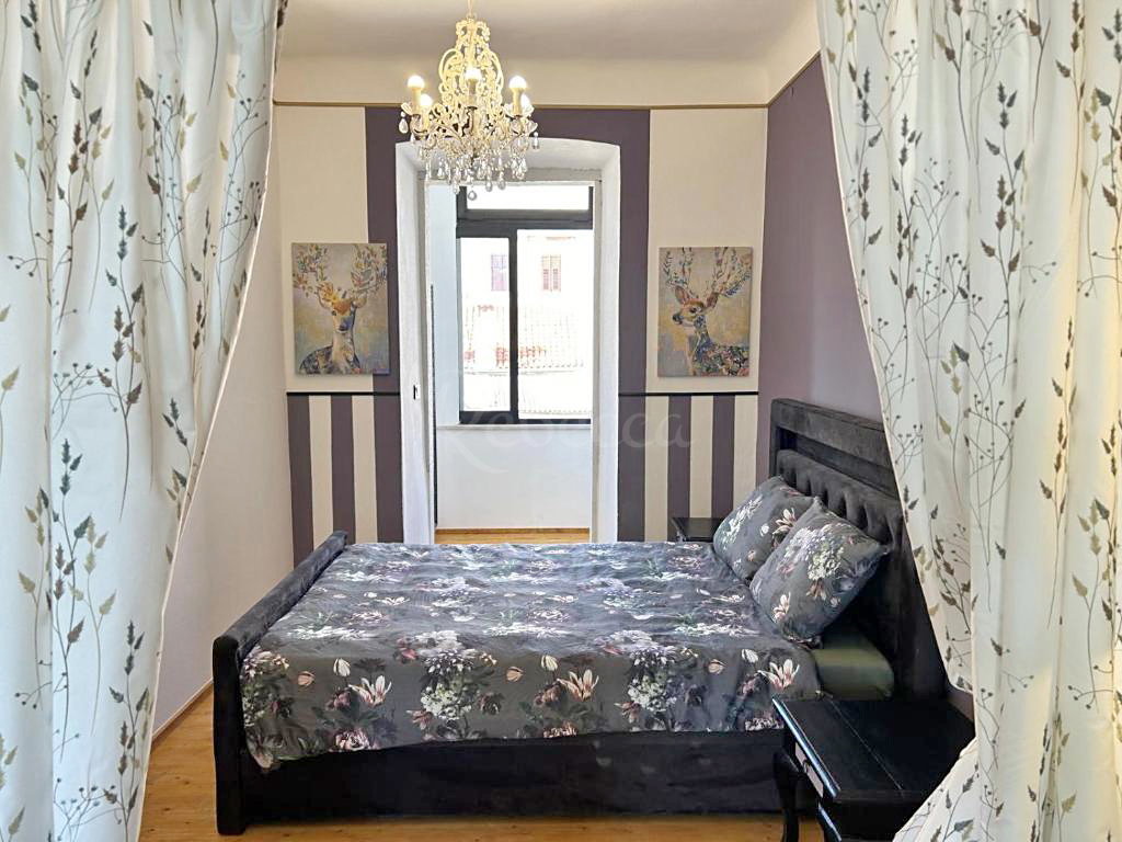 Appartamento con due camere da letto nel centro di Pola, vicino al mercato, all'interno della zona pedonale