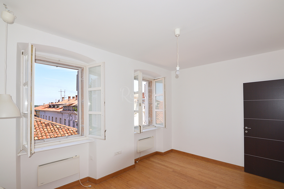 Pola, Appartamento nel centro di Pola