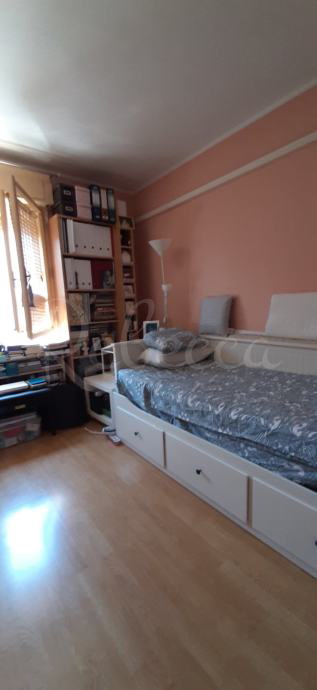 Monolocale 27 m², 2° piano, centro Pula