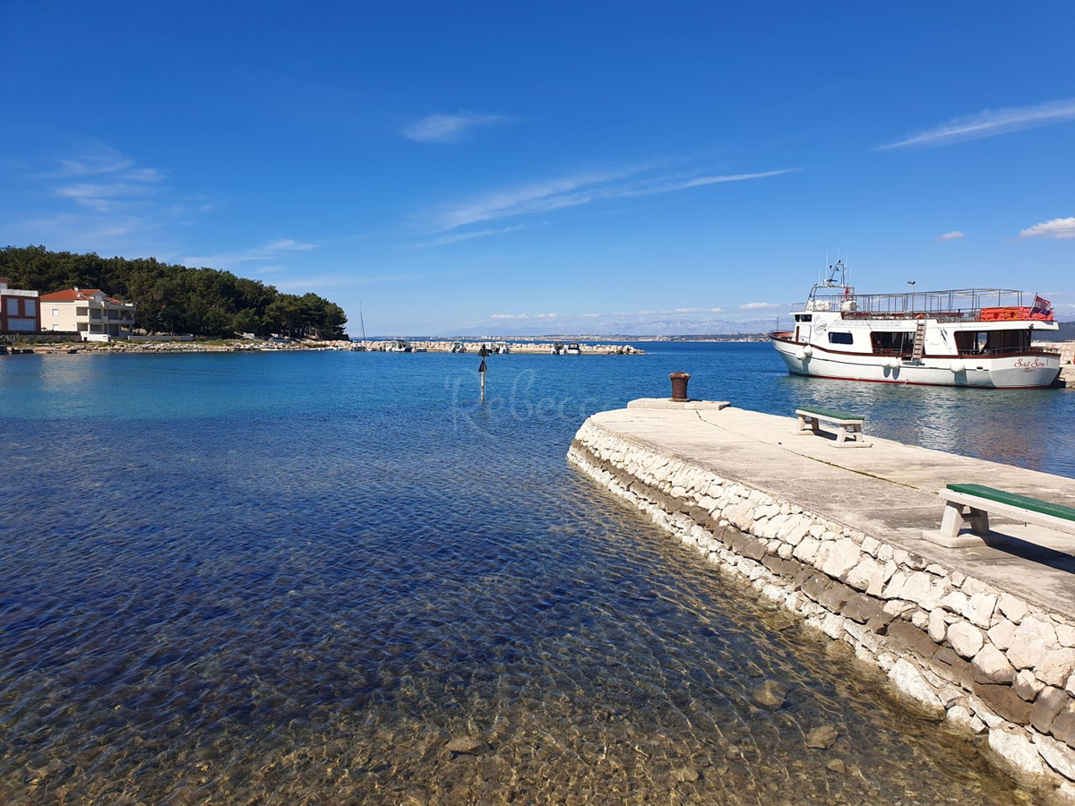 Zdrelac, Pasman, grande appezzamento seconda fila al mare!