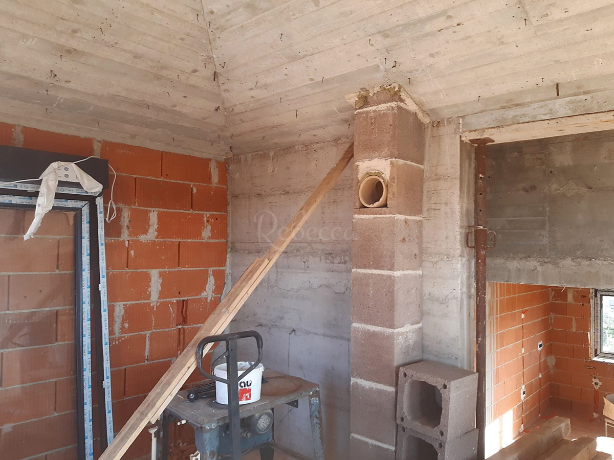 Peroj, appartamento su due piani 68 m2, vista mare