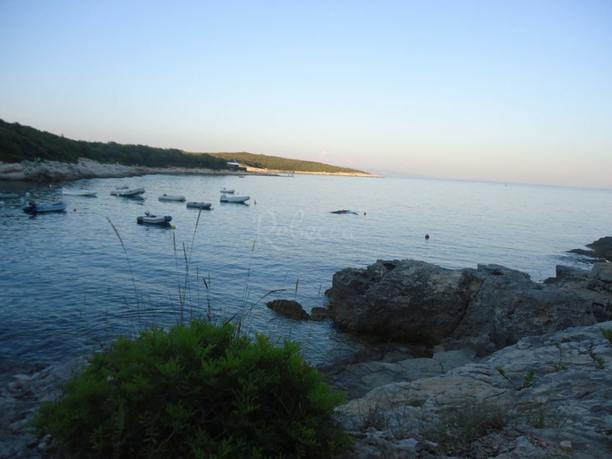 Istria, Pavićini, villetta 54 m2, giardino, vicino al mare