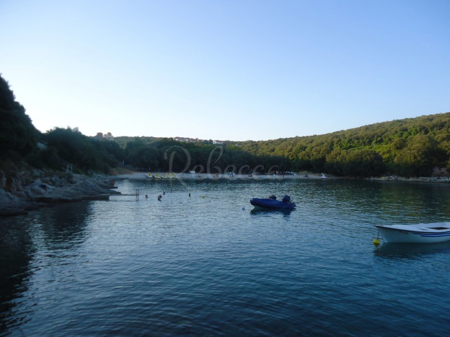 Istria, Pavićini, villetta 54 m2, giardino, vicino al mare