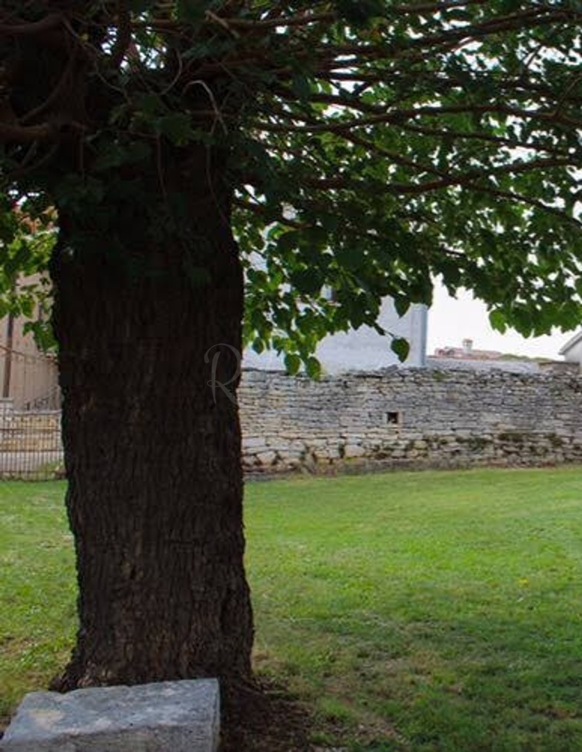 Canfanaro, Barat, casa in pietra d'Istria da ristrutturare