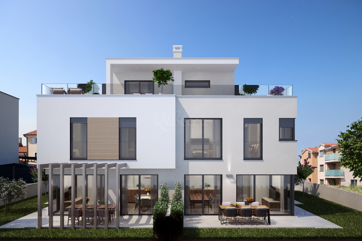 Istria, Umago, moderno appartamento in costruzione, a 300 metri dal mare