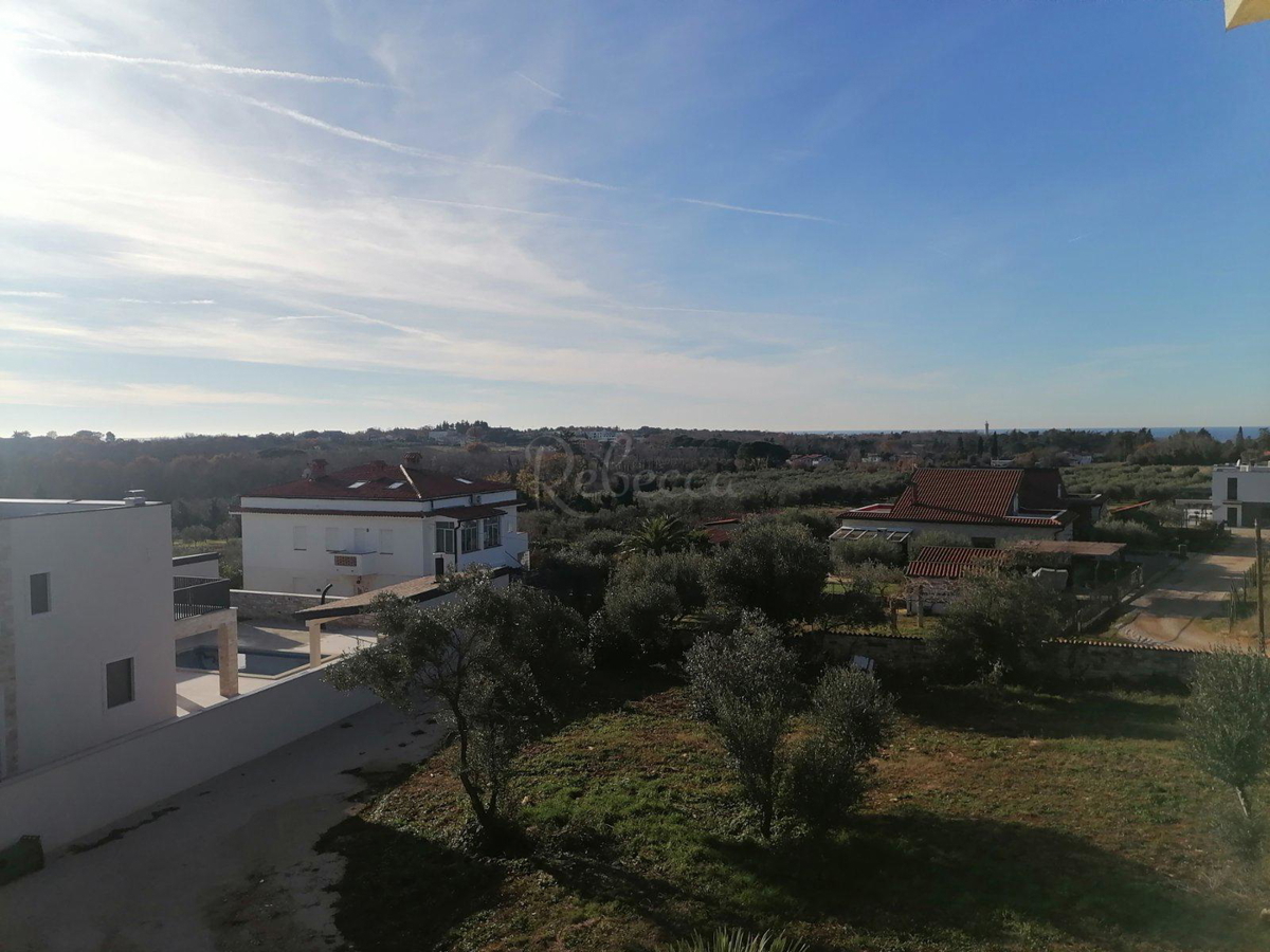 ISTRIA, UMAGO DINTORNI, APPARTAMENTO CON GIARDINO E VISTA MARE