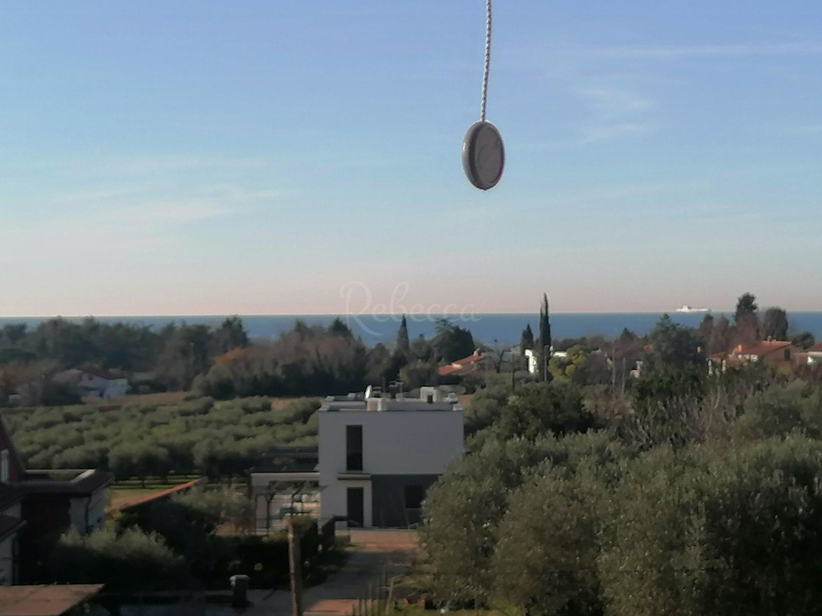 ISTRIA, UMAGO DINTORNI, APPARTAMENTO CON GIARDINO E VISTA MARE