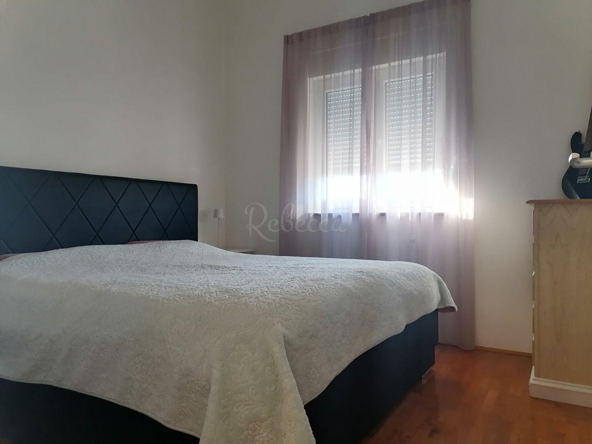 ISTRIA, UMAGO DINTORNI, APPARTAMENTO CON GIARDINO E VISTA MARE