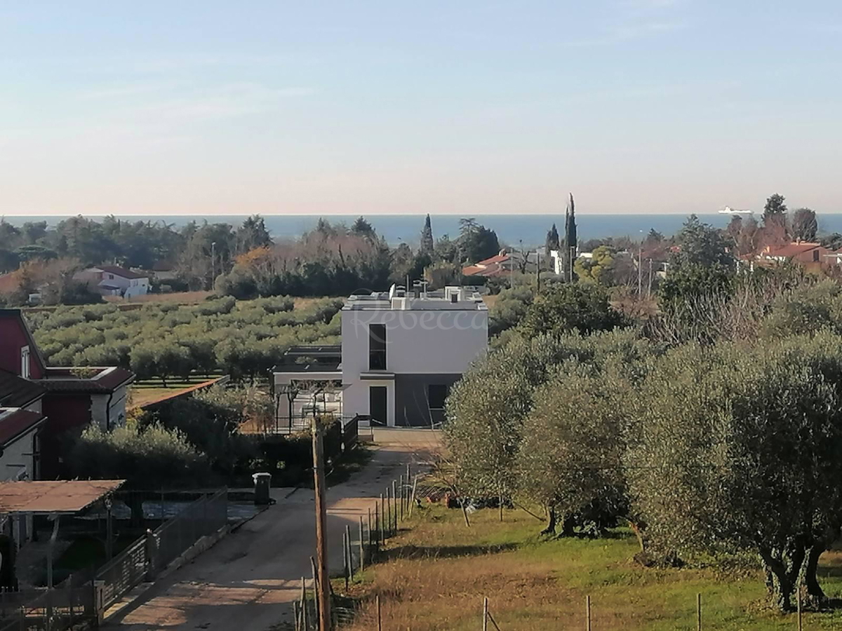 ISTRIA, UMAGO DINTORNI, APPARTAMENTO CON GIARDINO E VISTA MARE
