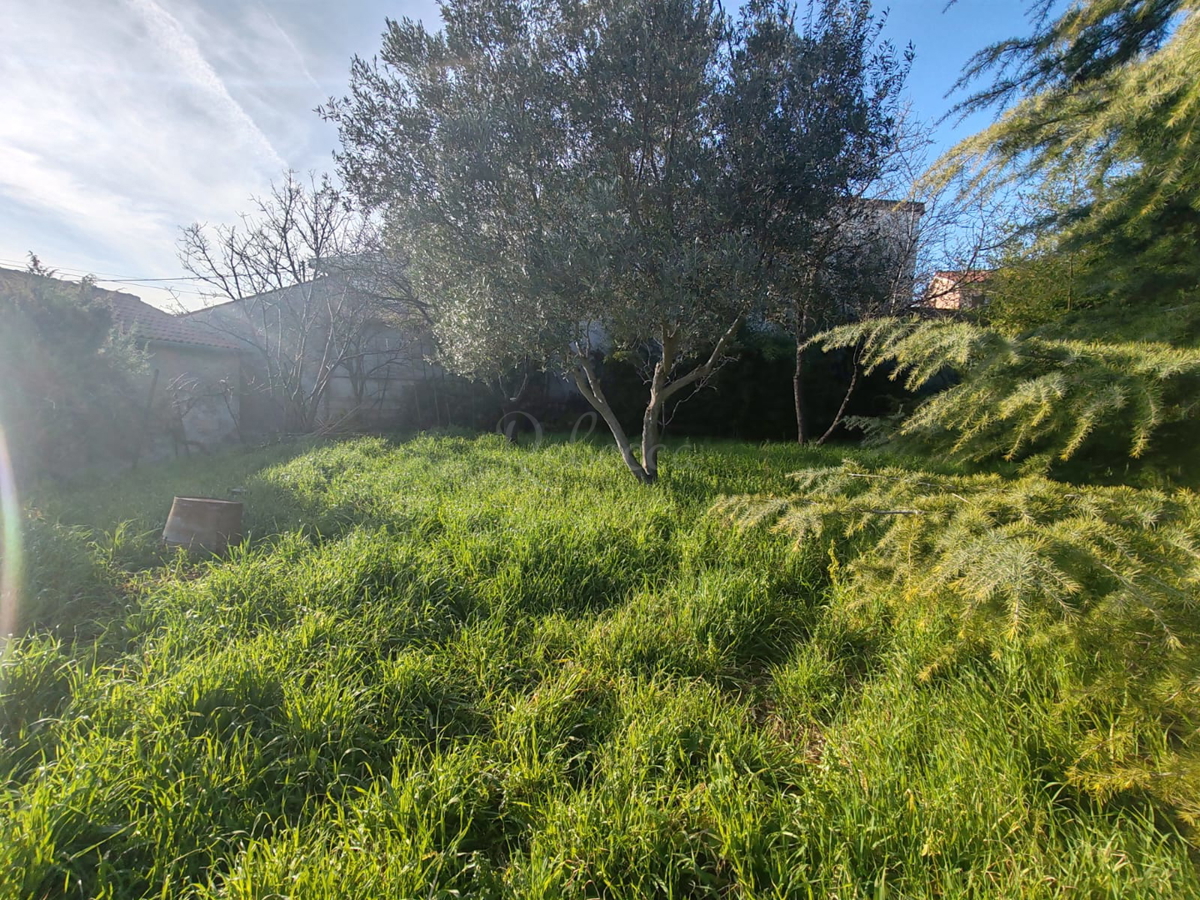 Terreno edificabile Pula, Šijana 620 m2