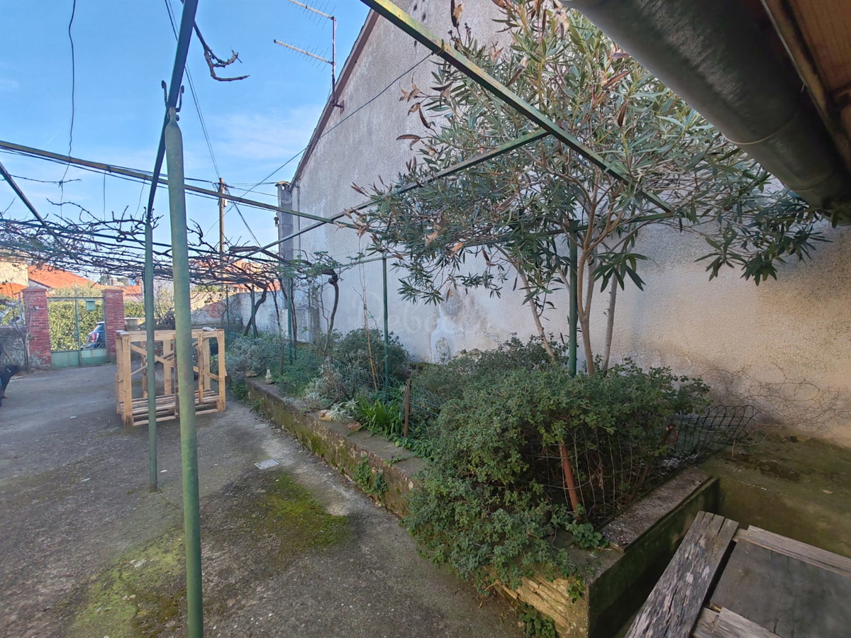 Terreno edificabile Pula, Šijana 620 m2