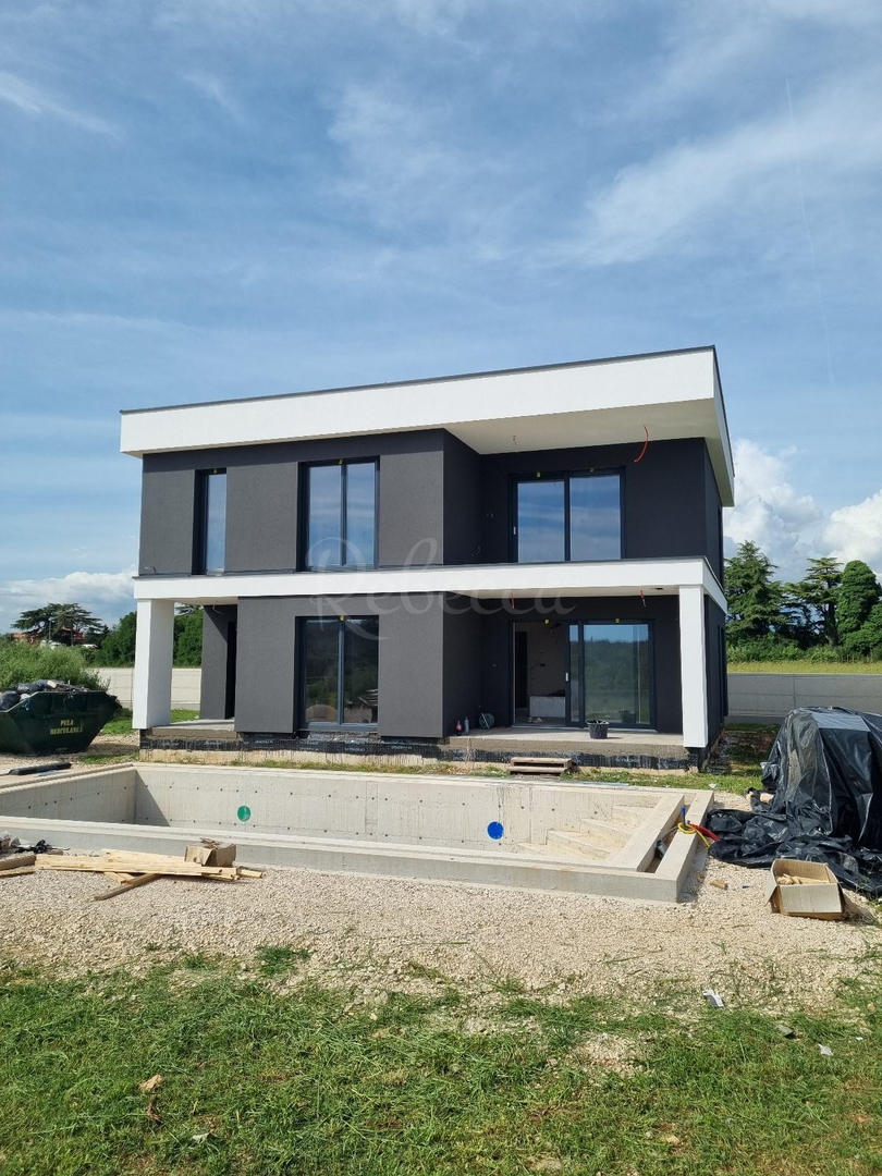 Villa con piscina, 180 m2, Štinjan