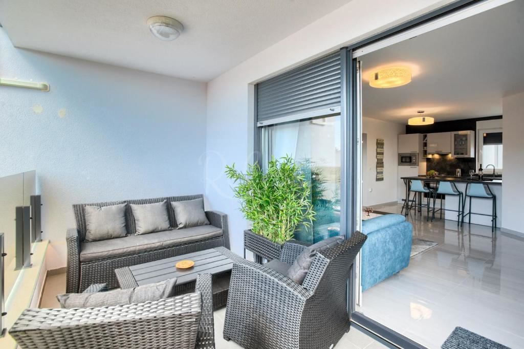 Appartamento 55 m2, ascensore, parcheggio, centro città, Pola