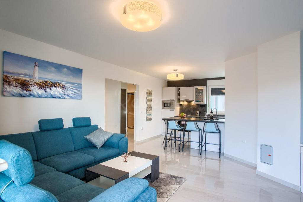 Appartamento 55 m2, ascensore, parcheggio, centro città, Pola