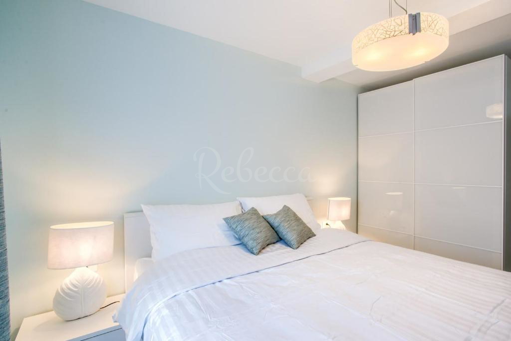 Appartamento 55 m2, ascensore, parcheggio, centro città, Pola