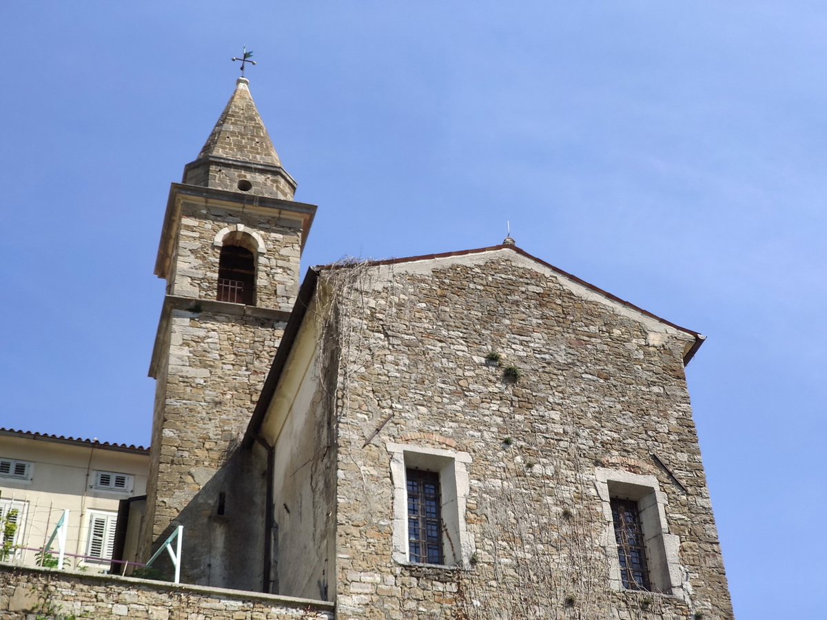 Montona, casa in pietra 550 m2