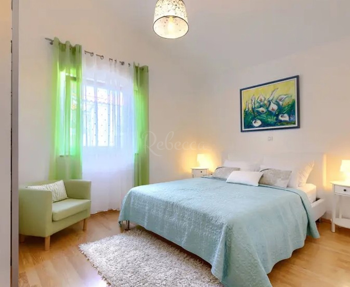 Dignano, dintorni, casa con piscina e giardino