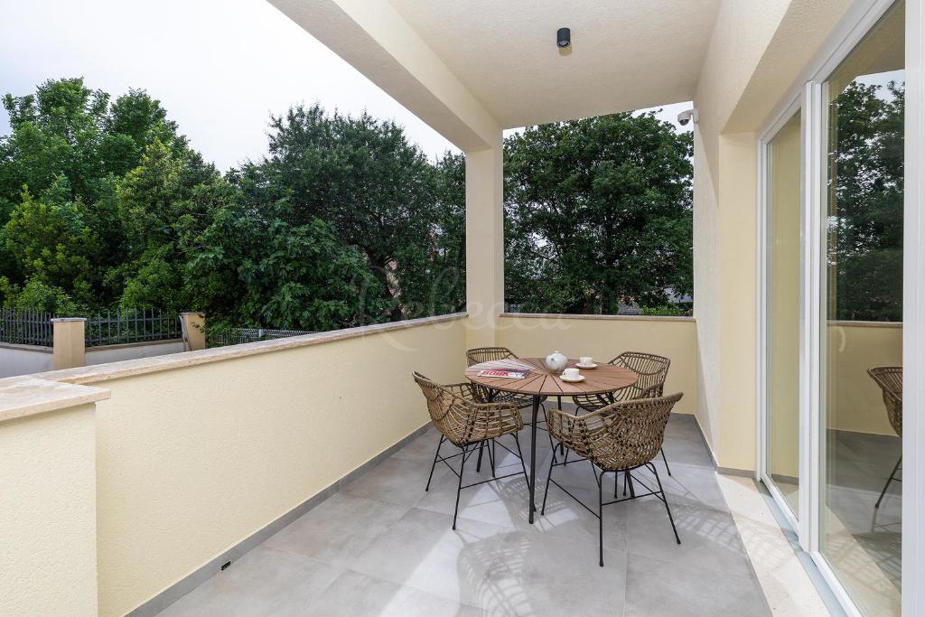 Appartamento al 2° piano, 2 camere, balcone, parcheggio, 300 m dal mare, Medulin