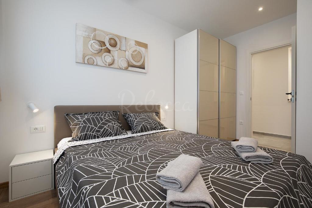 Appartamento al 2° piano, 2 camere, balcone, parcheggio, 300 m dal mare, Medulin