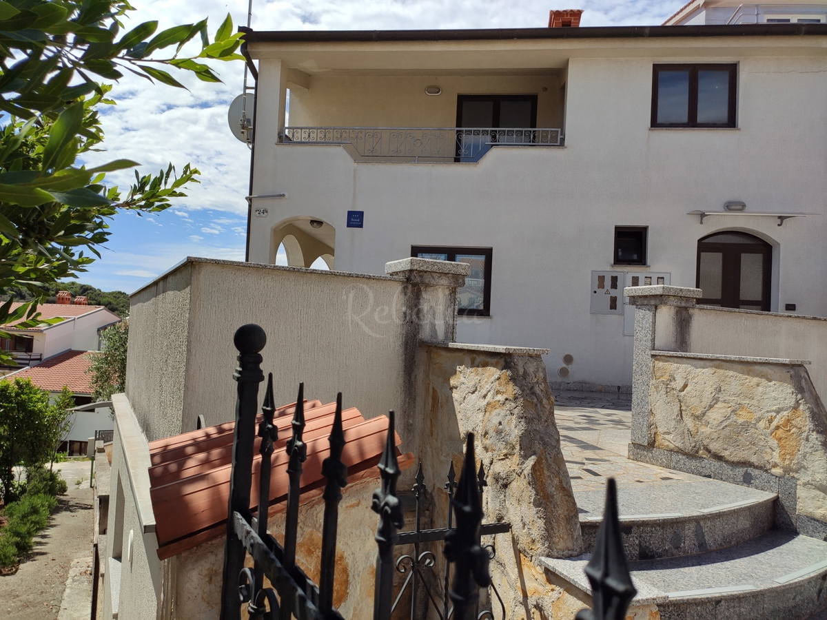 OPPORTUNITÀ! Casa Veruda Porat, a 250 m dal mare