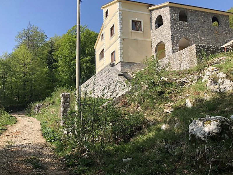 Bella casa nel Parco naturale del Monte Maggiore con vista sul mare