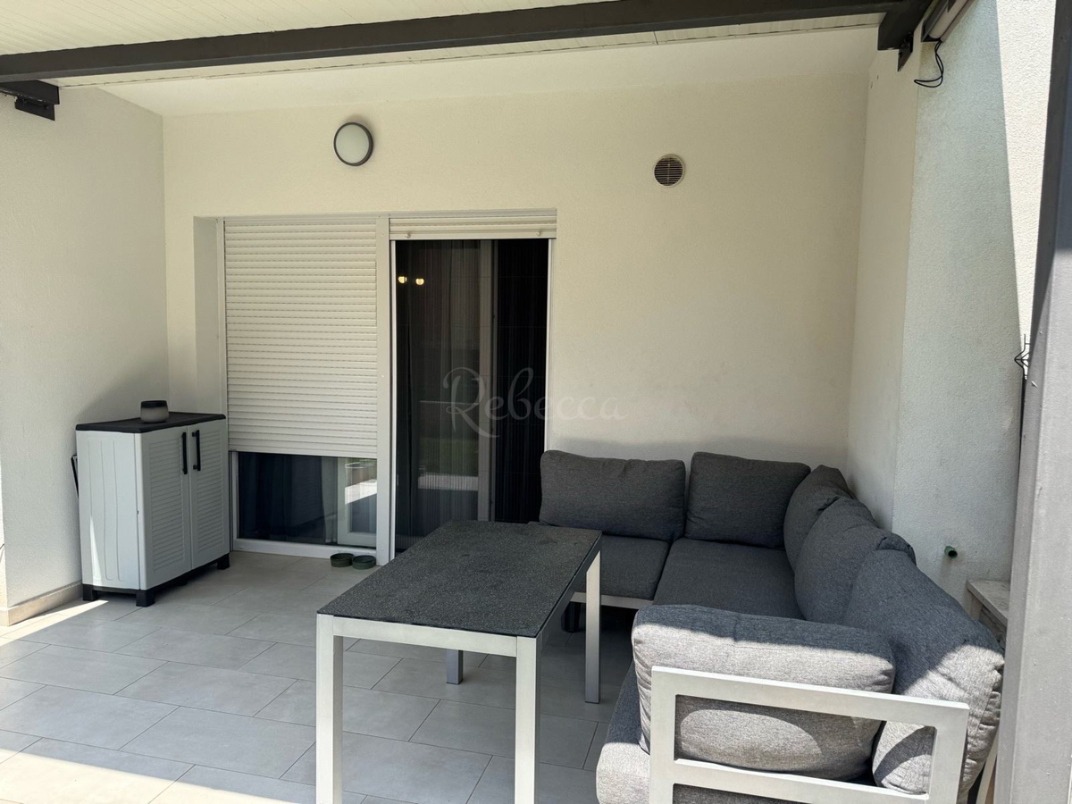 Pola, Gregovica, appartamento con 2 camere da letto, giardino, parcheggio