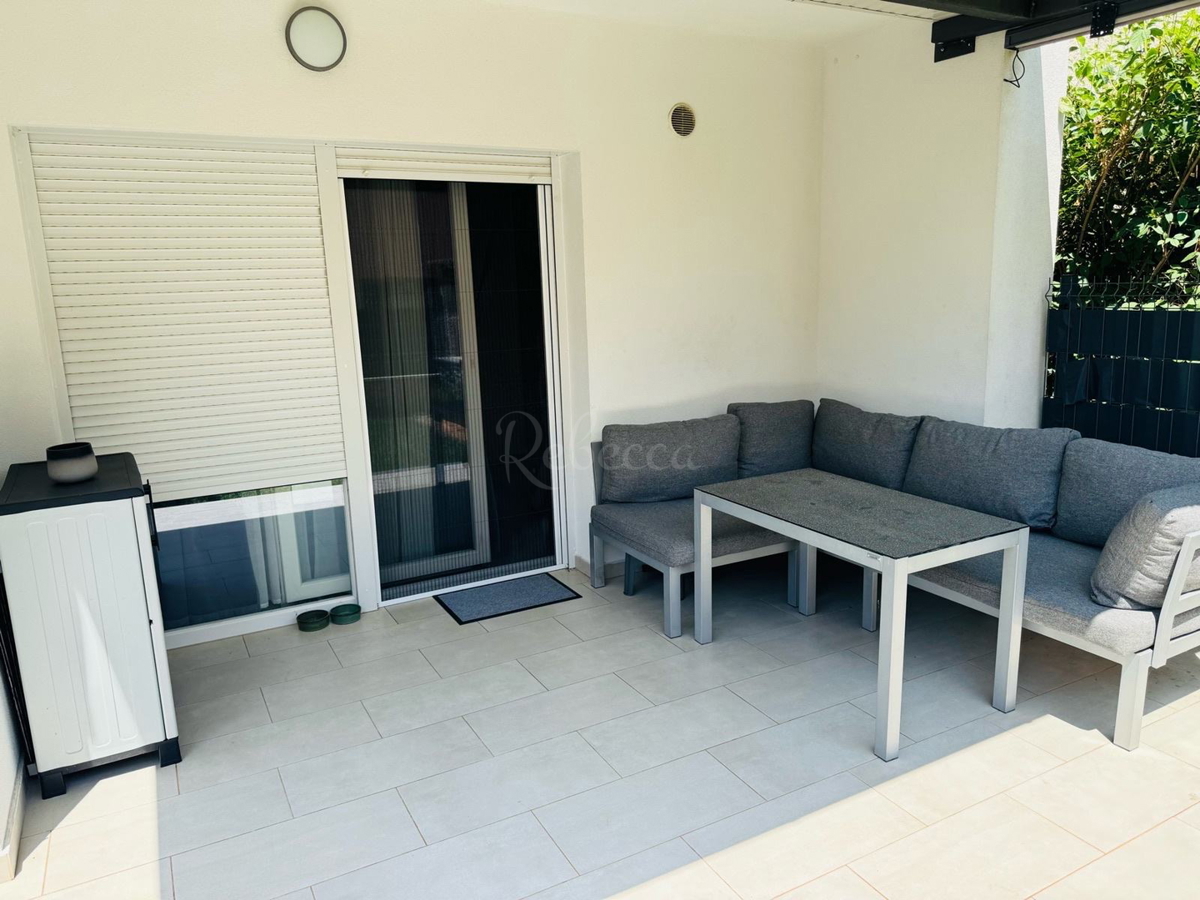 Pola, Gregovica, appartamento con 2 camere da letto, giardino, parcheggio