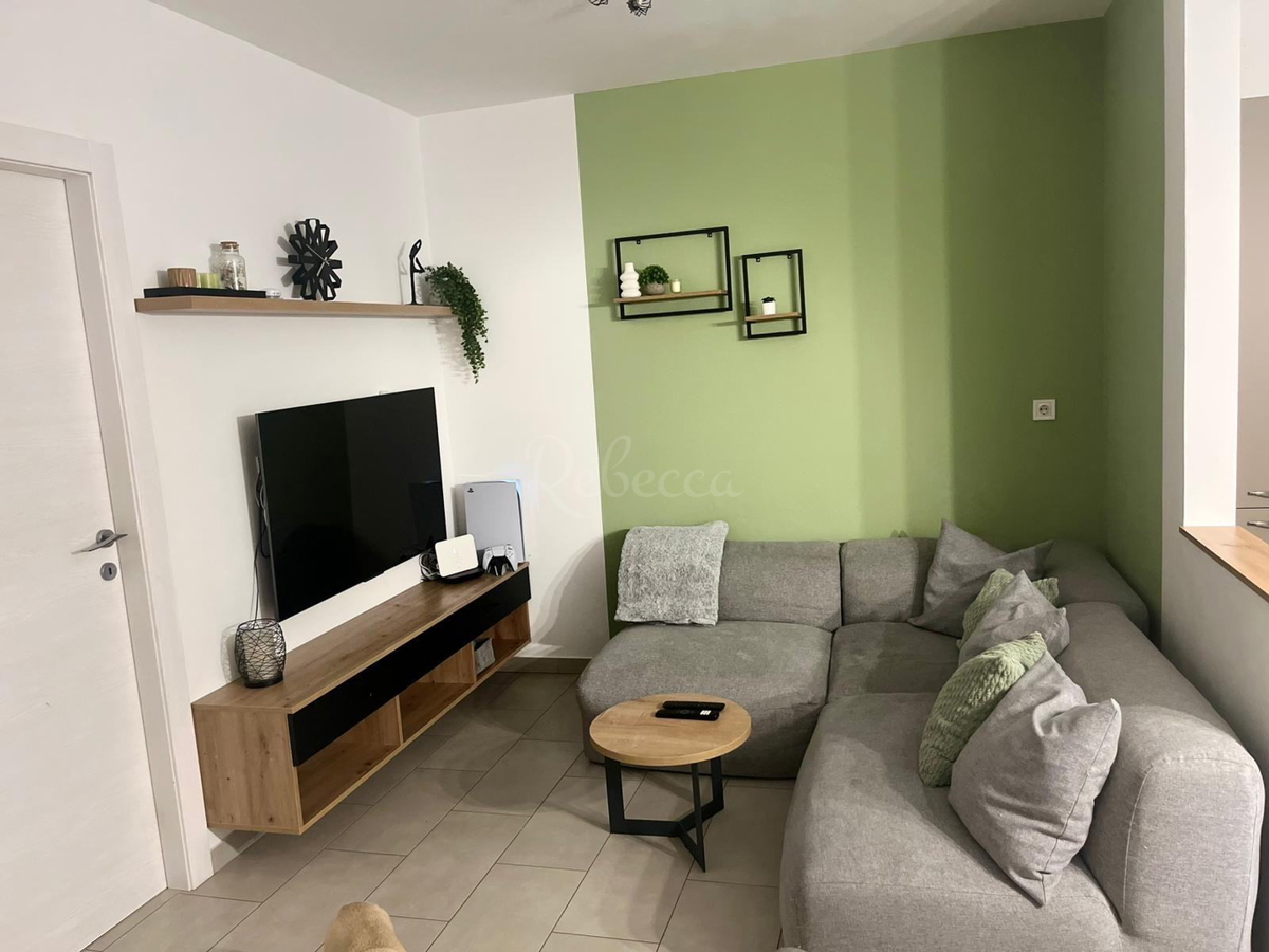 Pola, Gregovica, appartamento con 2 camere da letto, giardino, parcheggio