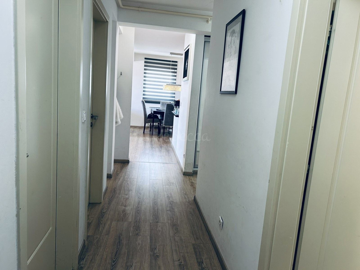 Appartamento 84 m2, 2 camere, ascensore, Pola