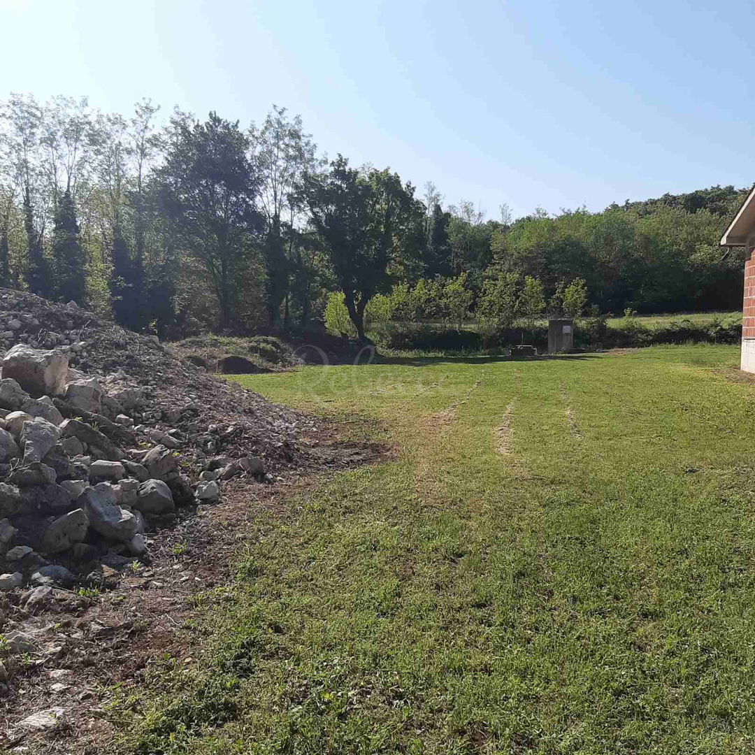 CROAZIA, ISTRIA, TINJAN: TERRENO EDIFICABILE 1163 m2