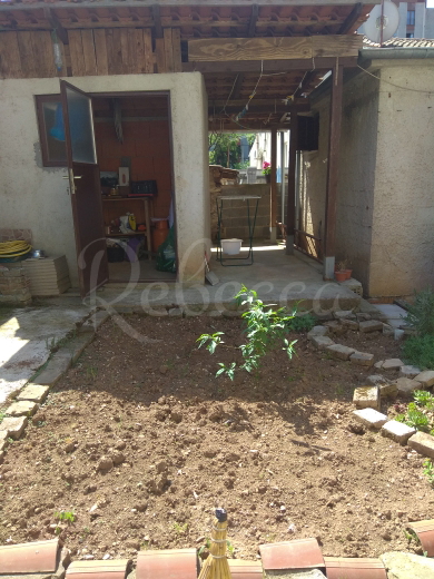 CASA DI PIETRA CON CUCINA VICINO ALL&apos;ARENA