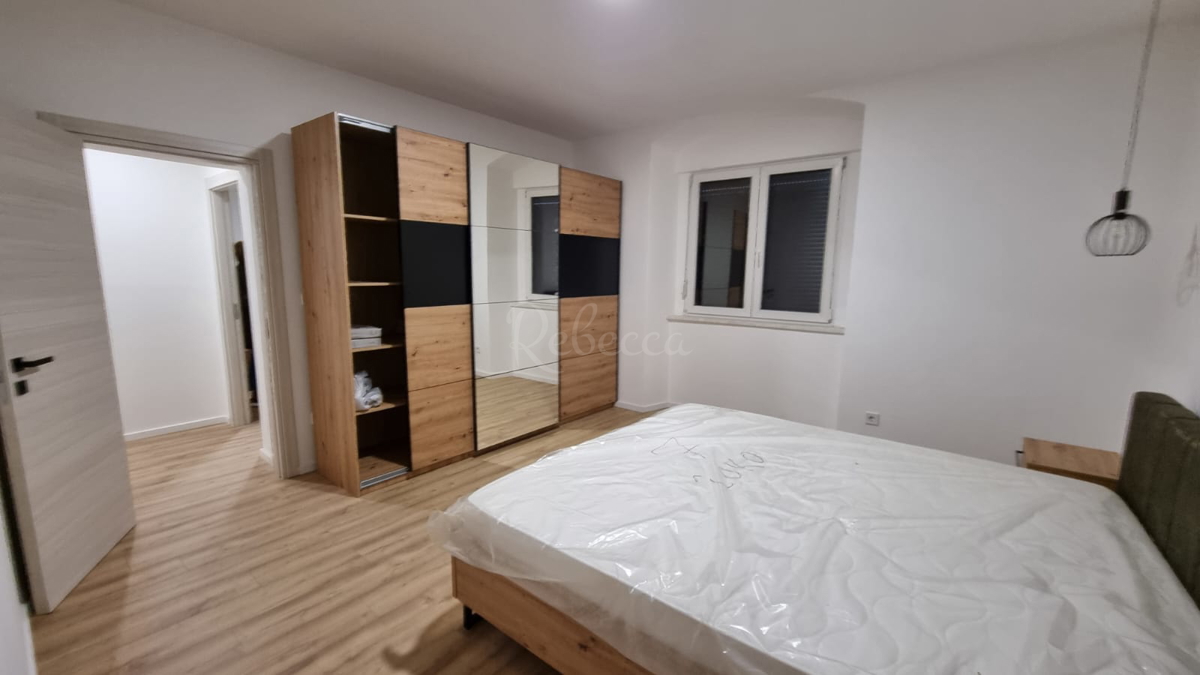 Pola, Stoja, appartamento 72 m2, piano terra, completamente ristrutturato