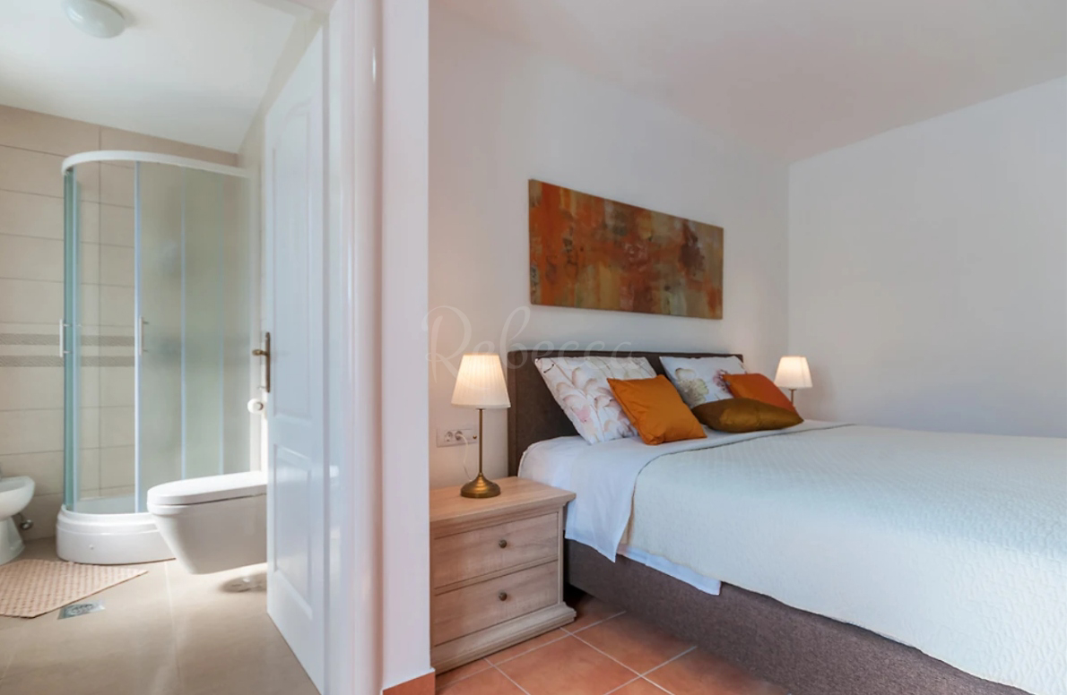 Villa indipendente con piscina, 4 camere da letto, vicino a Barban