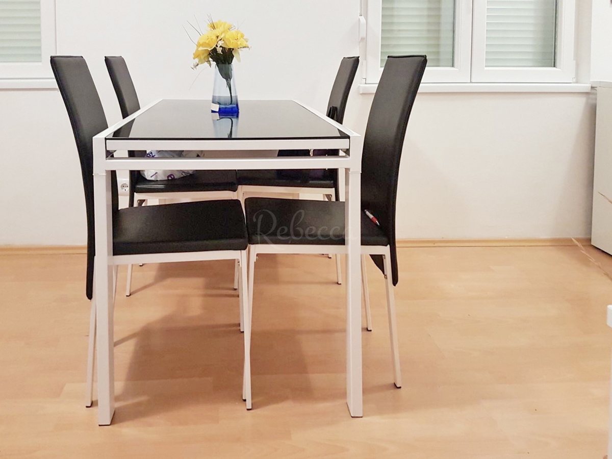 Appartamento in vendita – Barbariga, 40 m², ristrutturato e completamente arredato, 1° piano, balcone, posto auto