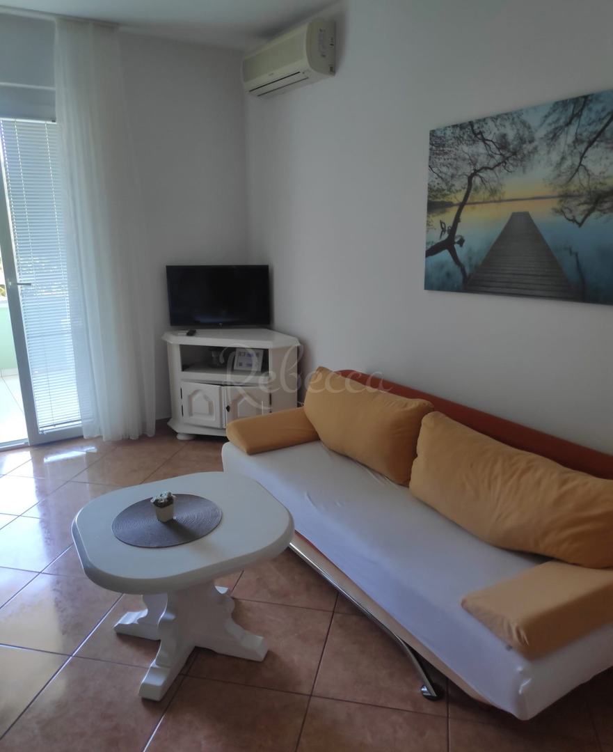 Palazzina, a 500 m dal mare, Medulin