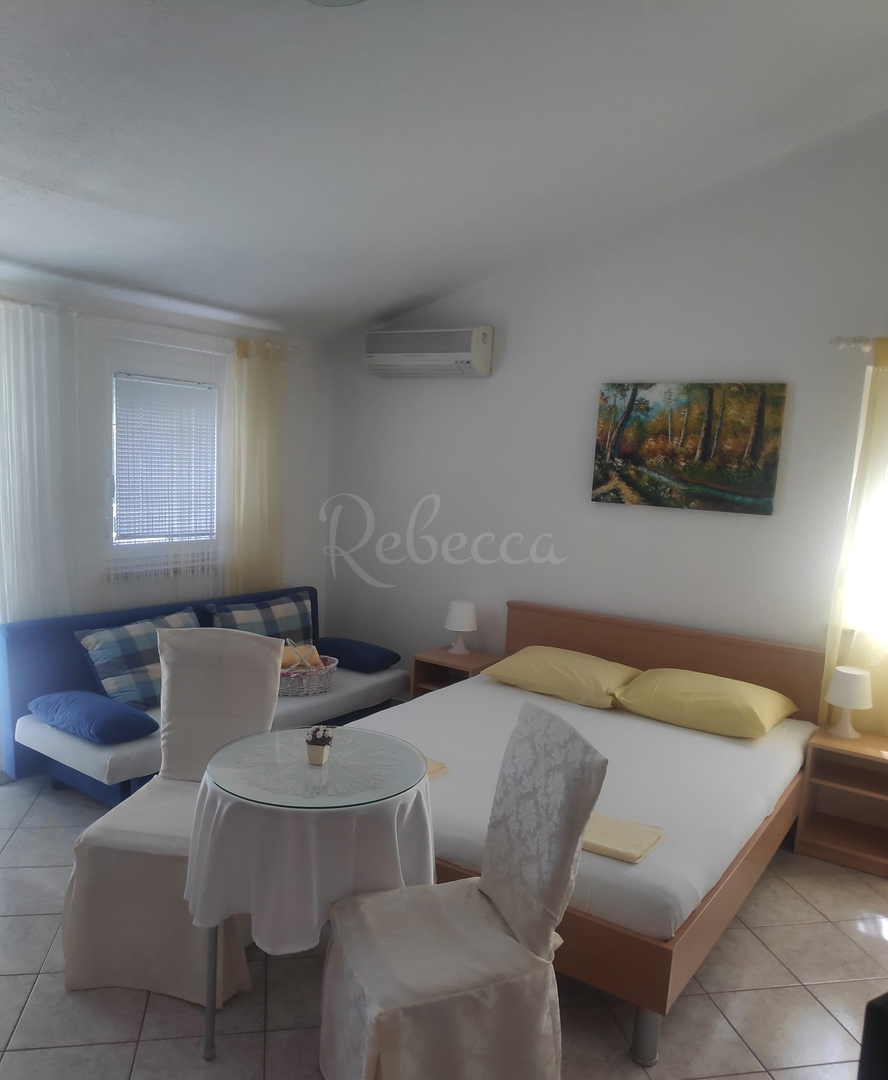 Palazzina, a 500 m dal mare, Medulin