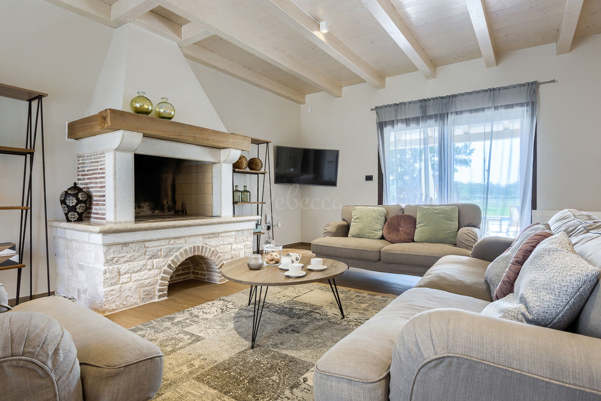 KRNICA CIRCOSTANTE VILLA PER VACANZE GIARDINO 2800m2
