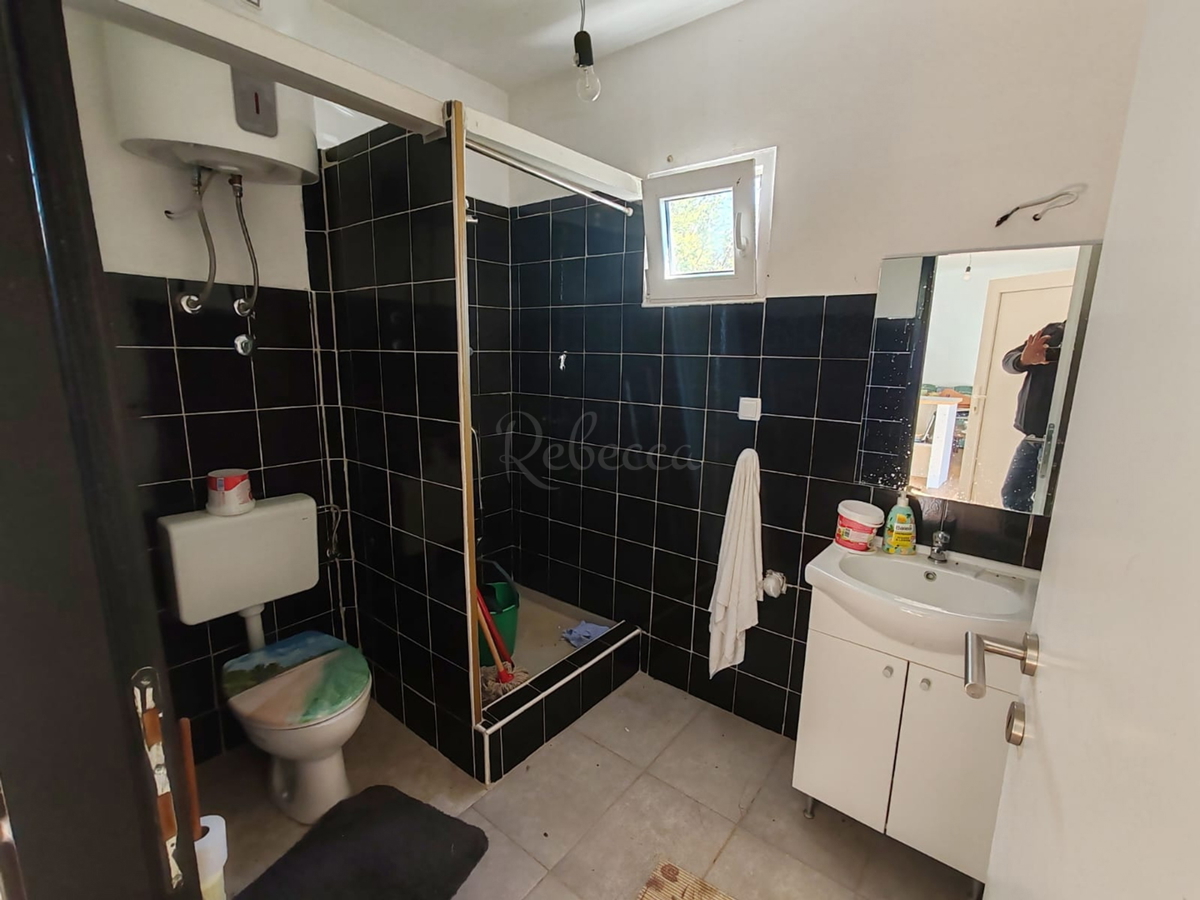 Terreno agricolo 1000 m2 con fabbricato - Valtura