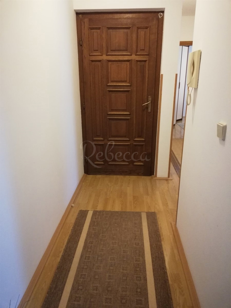 Appartamento al 1° piano, 2 camere da letto, 66 m2, Štinjan