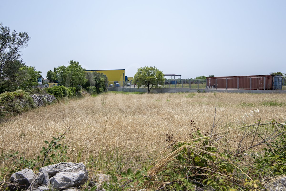 Terreno urbanizzato a Dignano