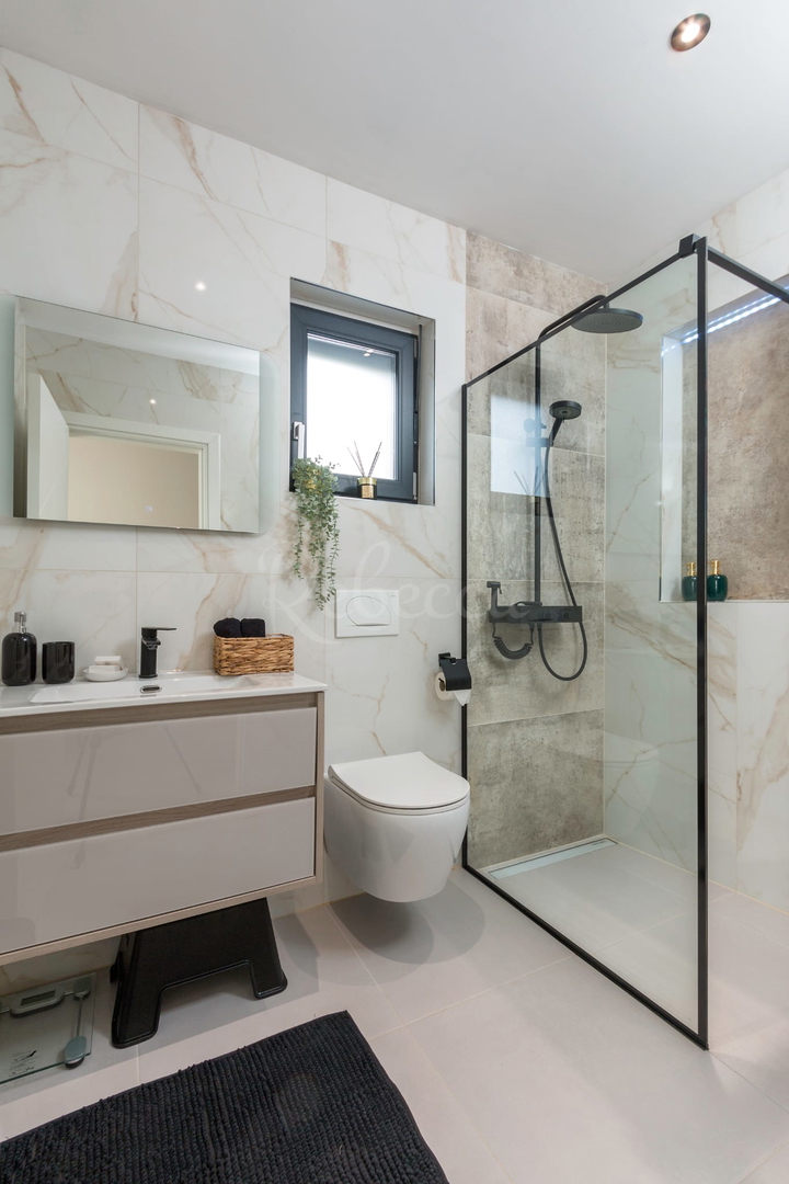 Villa con piscina, 220 m2, Premantura